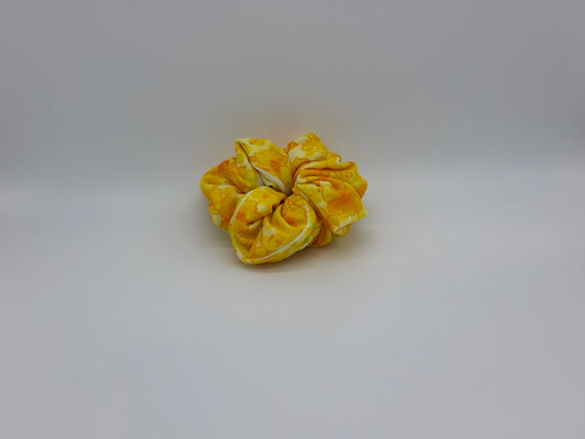 Yellow-Daffodil Scrunchie